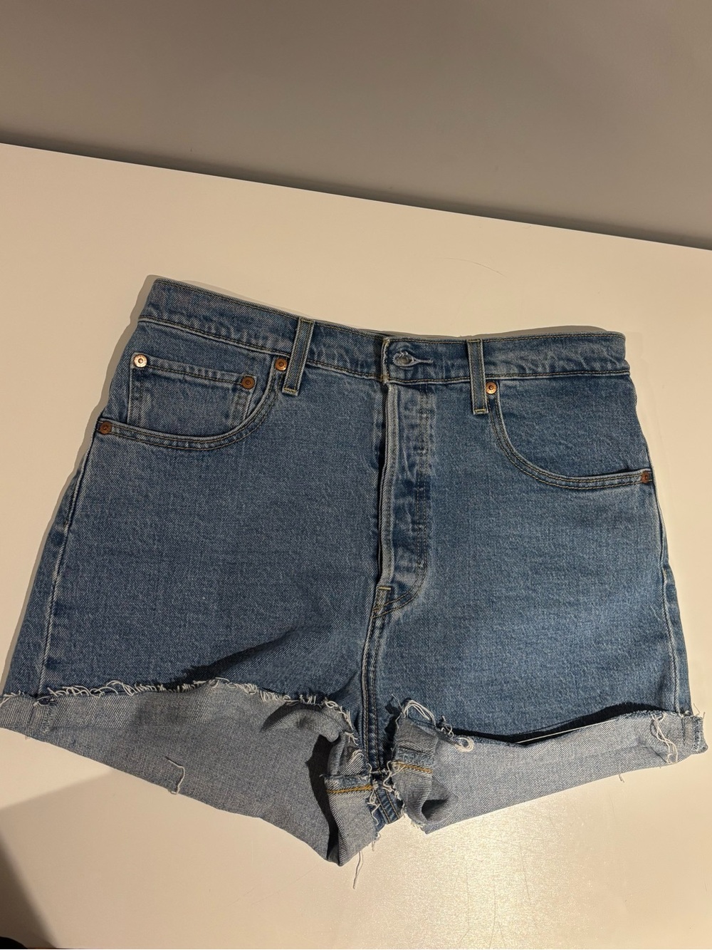 Levi Ribcage Jean Shorts - Size 31
